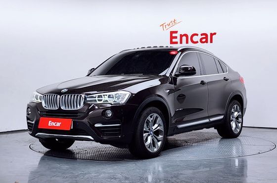 BMW X4 xDrive20d — пробег 99 212 км — фото 1 из 5