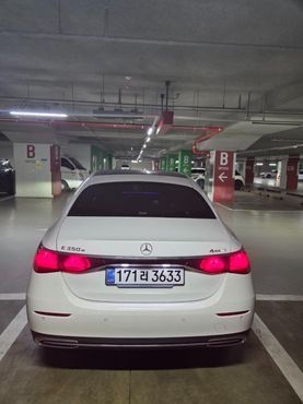 Mercedes-Benz E-Class E350e 4MATIC — пробег 14 000 км — фото 4 из 5