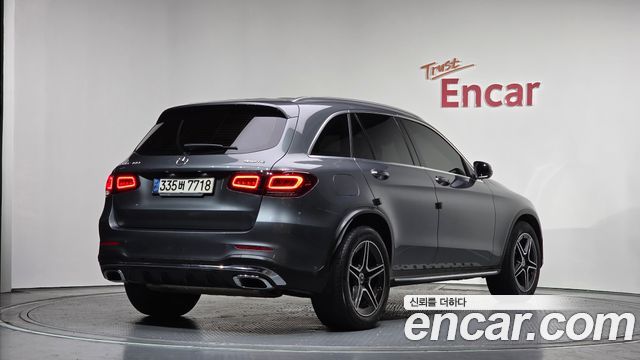 Mercedes-Benz GLC-Class GLC300 4MATIC Premium — пробег 112 565 км — фото 2 из 5