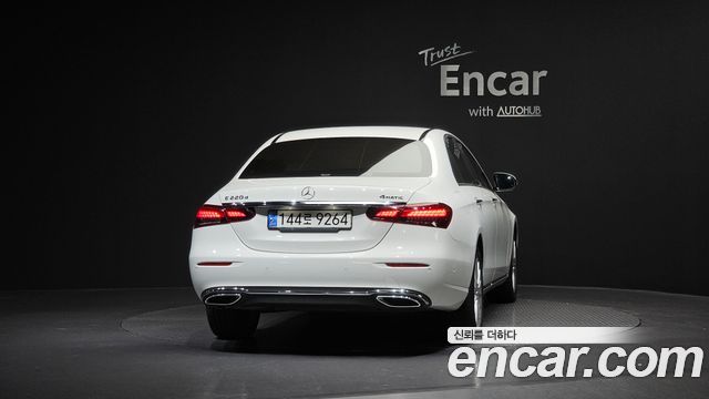 Mercedes-Benz E-Class из Кореи Encar