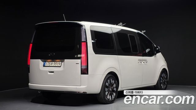 Hyundai Staria из Кореи Encar