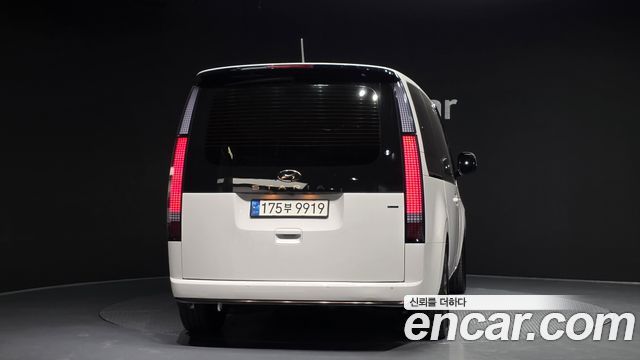 Hyundai Staria из Кореи Encar