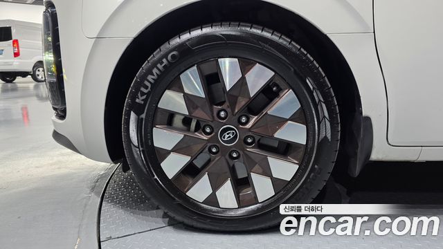 Hyundai Staria из Кореи Encar
