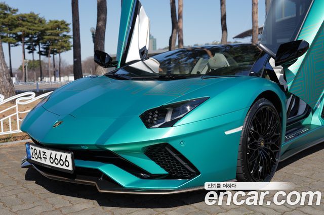 Lamborghini Aventador из Кореи Encar