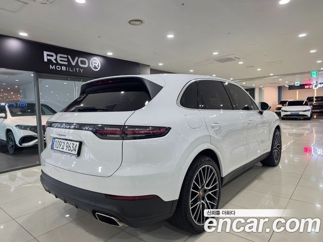 Porsche Cayenne 3.0 — пробег 93 622 км — фото 2 из 5