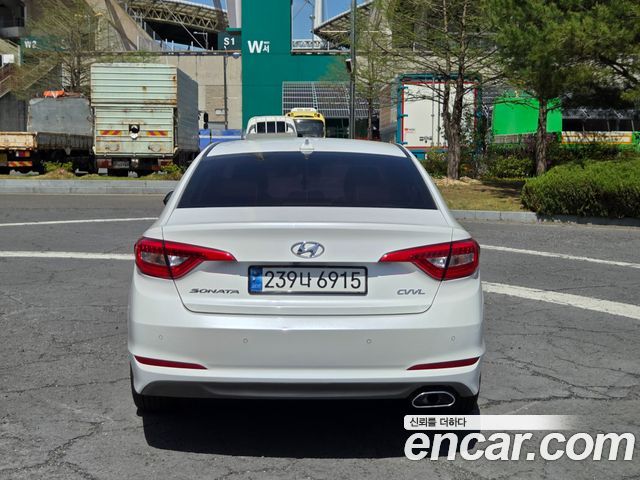 Hyundai Sonata 2.0 Smart Special — пробег 166 609 км — фото 4 из 5