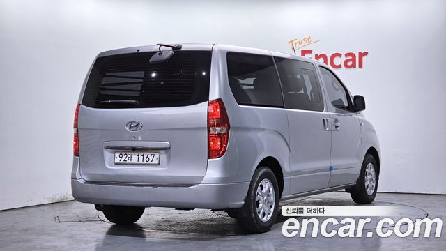 Hyundai Starex 5-Seater LPi VAN CVX Luxury — пробег 109 462 км — фото 2 из 5