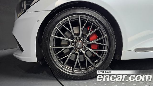 Hyundai Genesis из Кореи Encar