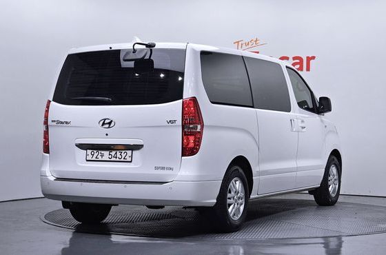 Hyundai Starex Van 3-Seater Smart — пробег 100 490 км — фото 2 из 5