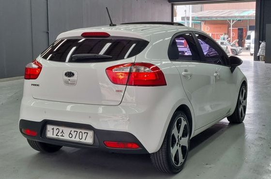 Kia pride 1.6 GDI Hatchback Prestige — пробег 104 084 км — фото 2 из 5