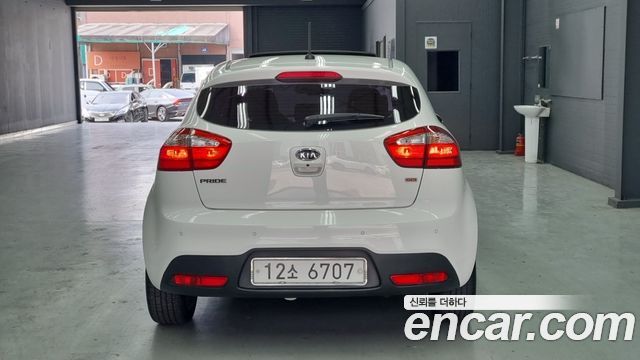 Kia pride из Кореи Encar