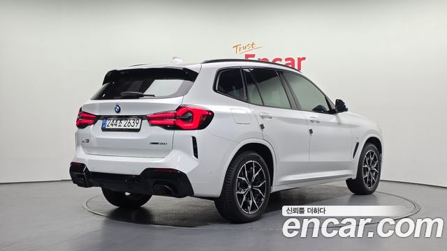 BMW X3 xDrive 20i M Sports Pro — пробег 71 800 км — фото 2 из 5