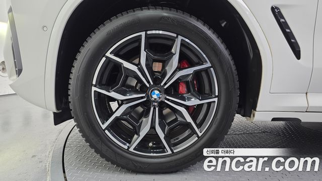 BMW X3 xDrive 20i M Sports Pro — пробег 71 800 км — фото 5 из 5