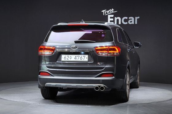 Kia Sorento Diesel 2.0 2WD Noblesse — пробег 72 054 км — фото 4 из 5