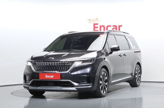 Kia Carnival 7-Seater Signature — пробег 57 157 км — фото 1 из 5