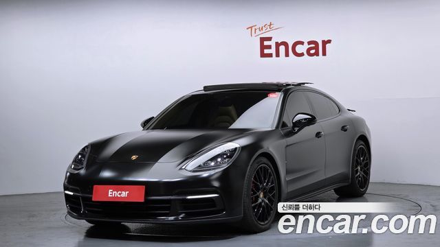 Porsche Panamera 3.0 AWD — пробег 107 516 км — фото 1 из 5