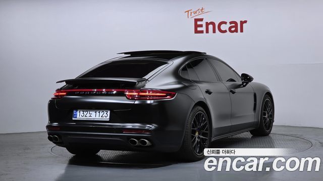Porsche Panamera 3.0 AWD — пробег 107 516 км — фото 2 из 5