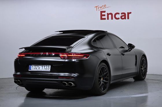 Porsche Panamera 3.0 AWD — пробег 107 516 км — фото 2 из 5