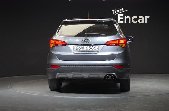 Hyundai Santafe Diesel(e-VGT) 2.0 2WD Exclusive — пробег 143 806 км — фото 4 из 5
