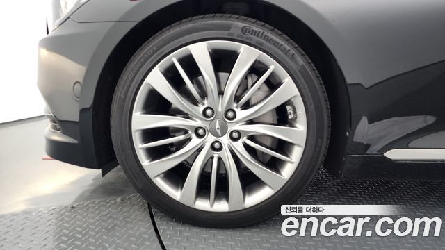 Hyundai Genesis из Кореи Encar