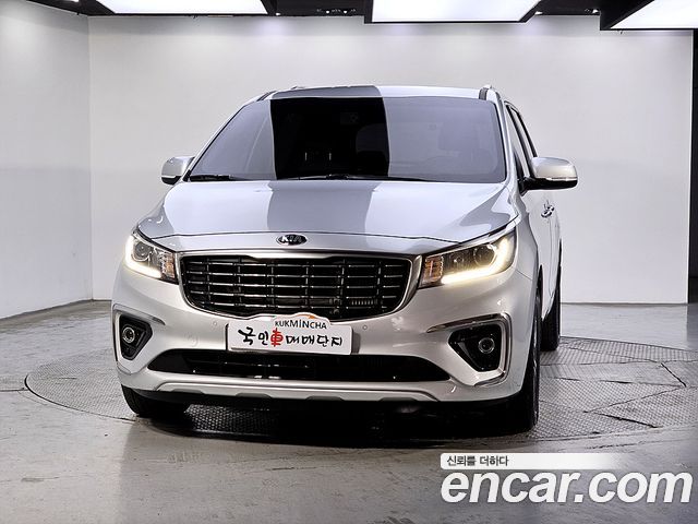 Kia Carnival из Кореи Encar