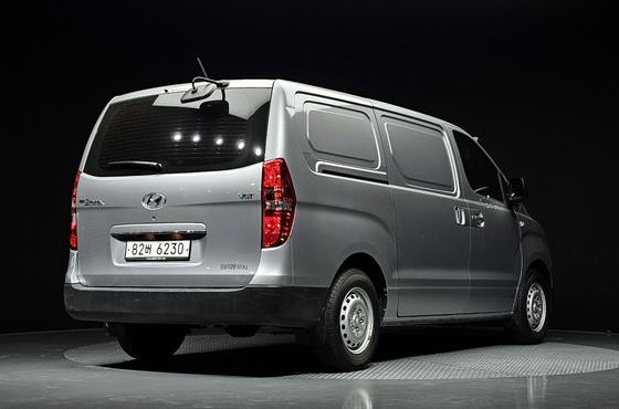 Hyundai Starex Van 3-Seater Style — пробег 76 541 км — фото 2 из 5