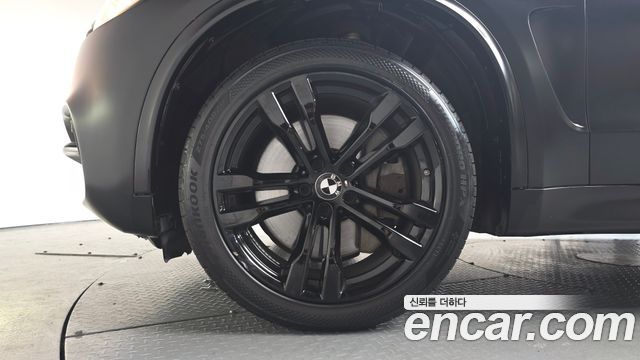 BMW X5 xDrive M50d — пробег 172 251 км — фото 5 из 5
