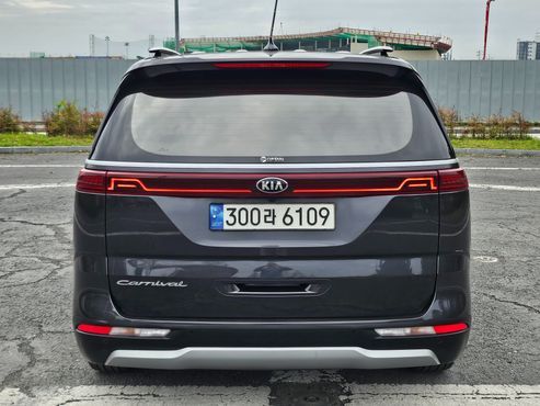 Kia Carnival Diesel 9-Seater Prestige — пробег 143 676 км — фото 4 из 5