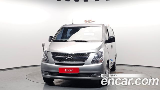 Hyundai Starex 5-Seater VAN CVX Luxury — пробег 117 530 км — фото 3 из 5