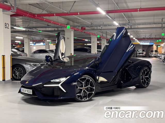 Lamborghini Revuelto из Кореи Encar