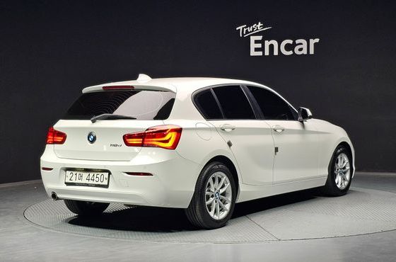 BMW 1-Series 118d JOY 5DOOR — пробег 67 321 км — фото 2 из 5