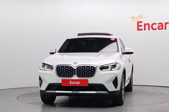 BMW X4 xDrive20i xLine — пробег 39 721 км — фото 3 из 5