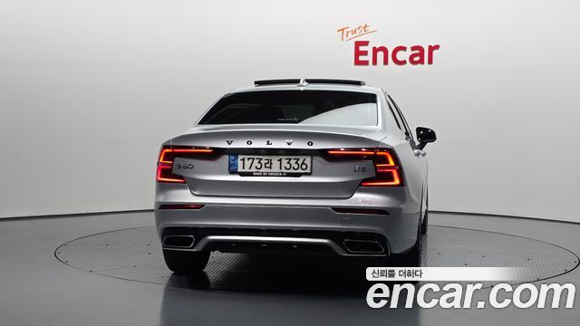Volvo S60 из Кореи Encar