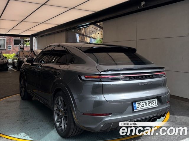 Porsche Cayenne 4.0 GTS Coupe — пробег 26 500 км — фото 2 из 5