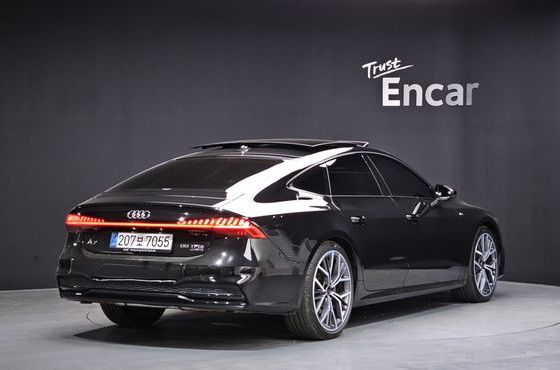 Audi A7 55 TFSI Quattro Premium — пробег 10 316 км — фото 2 из 5