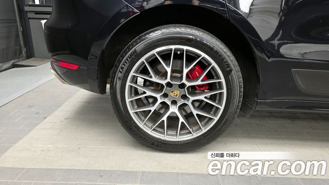Porsche Macan из Кореи Encar