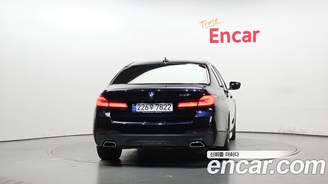 BMW 5-Series из Кореи Encar