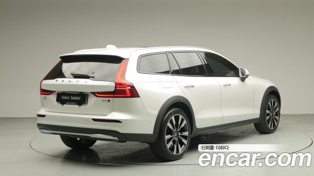 Volvo V60 из Кореи Encar
