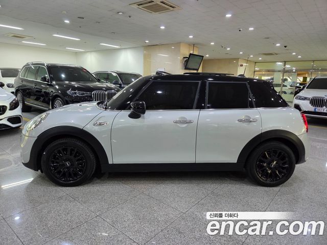Mini Cooper из Кореи Encar