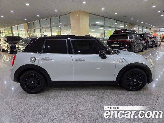 Mini Cooper из Кореи Encar