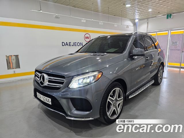 Mercedes-Benz GLE-Class GLE350 d 4MATIC Premium — пробег 90 204 км — фото 3 из 5