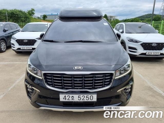 Kia Carnival Gasoline 7-Seater Hi-Limousine (Special) — пробег 169 912 км — фото 1 из 5