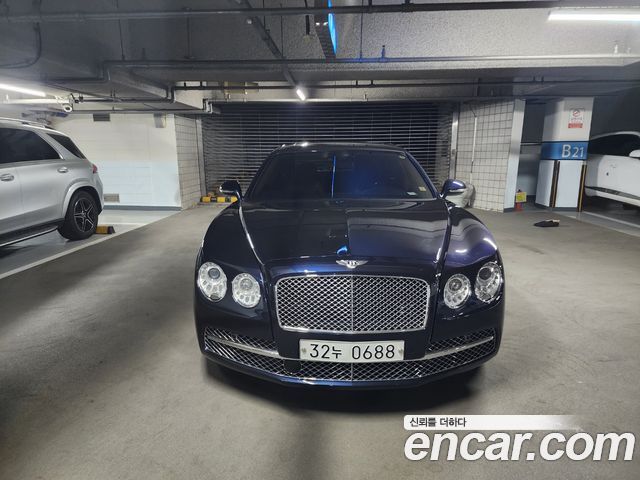 Bentley Flying Spur 6.0 — пробег 77 000 км — фото 3 из 5