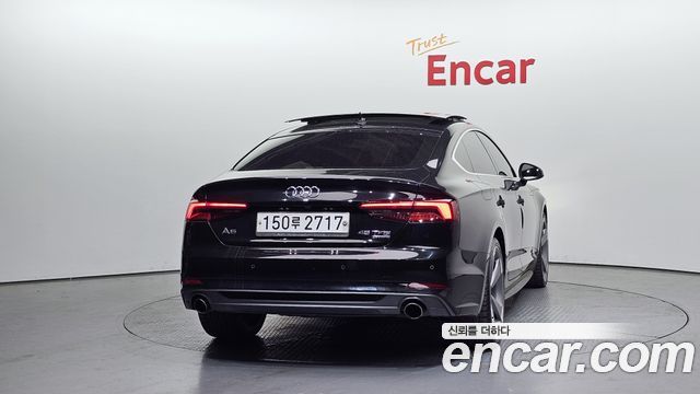 Audi A5 45 TFSI Quattro Premium Sportback — пробег 79 180 км — фото 4 из 5
