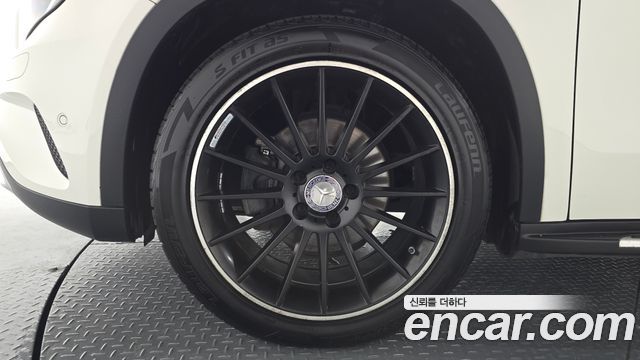 Mercedes-Benz GLA-Class из Кореи Encar