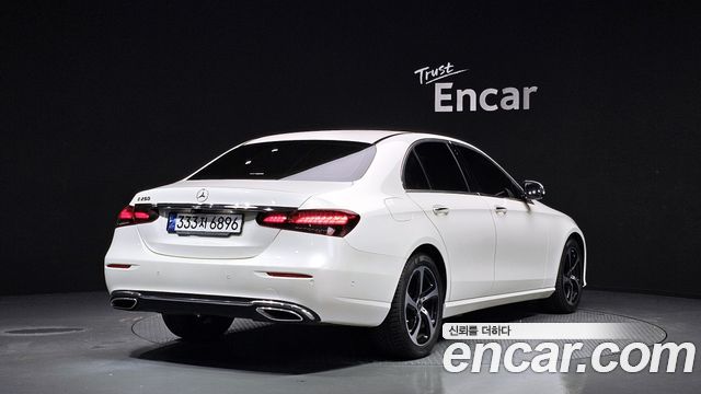 Mercedes-Benz E-Class из Кореи Encar