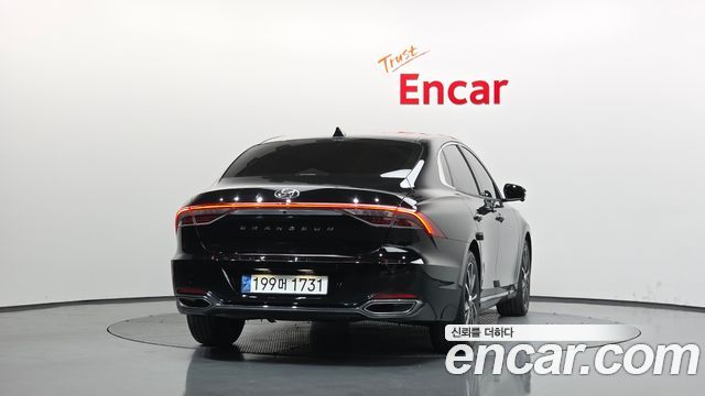 Hyundai Grandeur из Кореи Encar