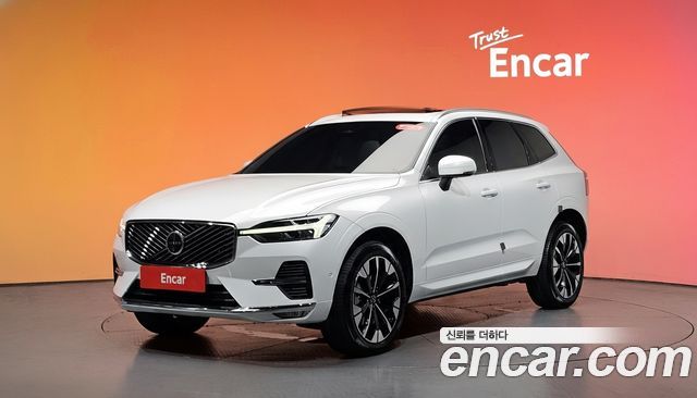Volvo XC60 B5 Ultra Bright Air Sus — пробег 24 235 км — фото 1 из 5