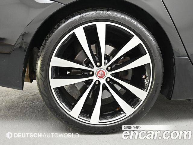 Jaguar XJ из Кореи Encar
