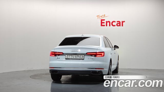 Audi A4 40 TFSI Premium — пробег 117 200 км — фото 4 из 5